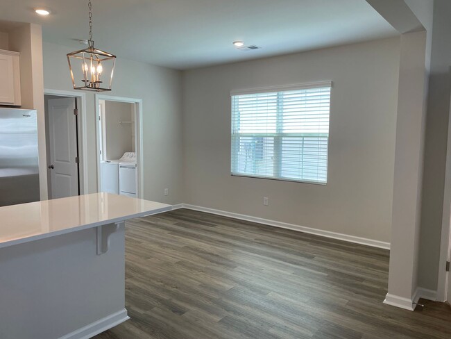 Building Photo - New Build! 3 BR Home in River Oaks!