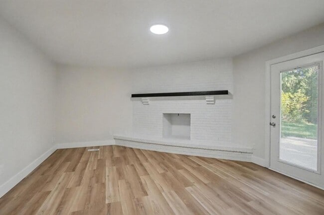 Building Photo - 7882 Lockport Blvd