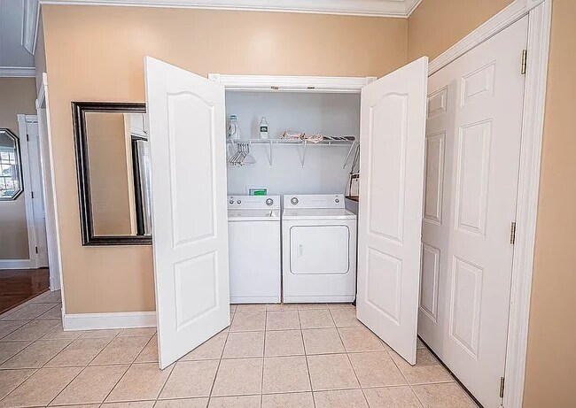 Building Photo - 581 Cedar Creek Rd