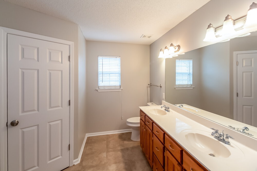 Building Photo - 6561 White Hawk Ln