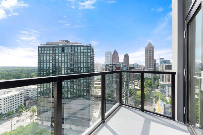 Building Photo - 1400 W Peachtree St NE