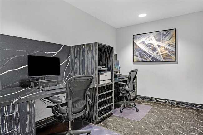 Building Photo - 4471 Dean Martin Dr