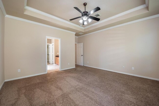 Building Photo - 158 Rocky Point Dr