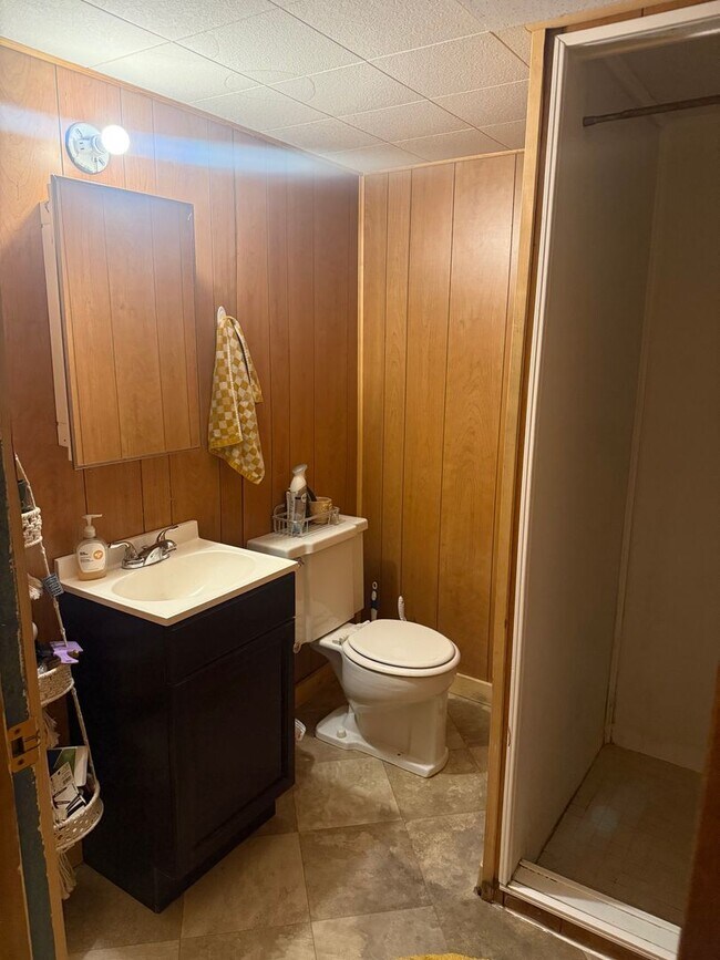 Building Photo - 2 Bed 1 Bath in Bozeman