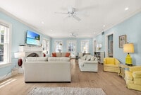 Building Photo - 511 29th St