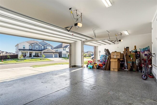 Building Photo - 3808 Sandhill Crane Dr