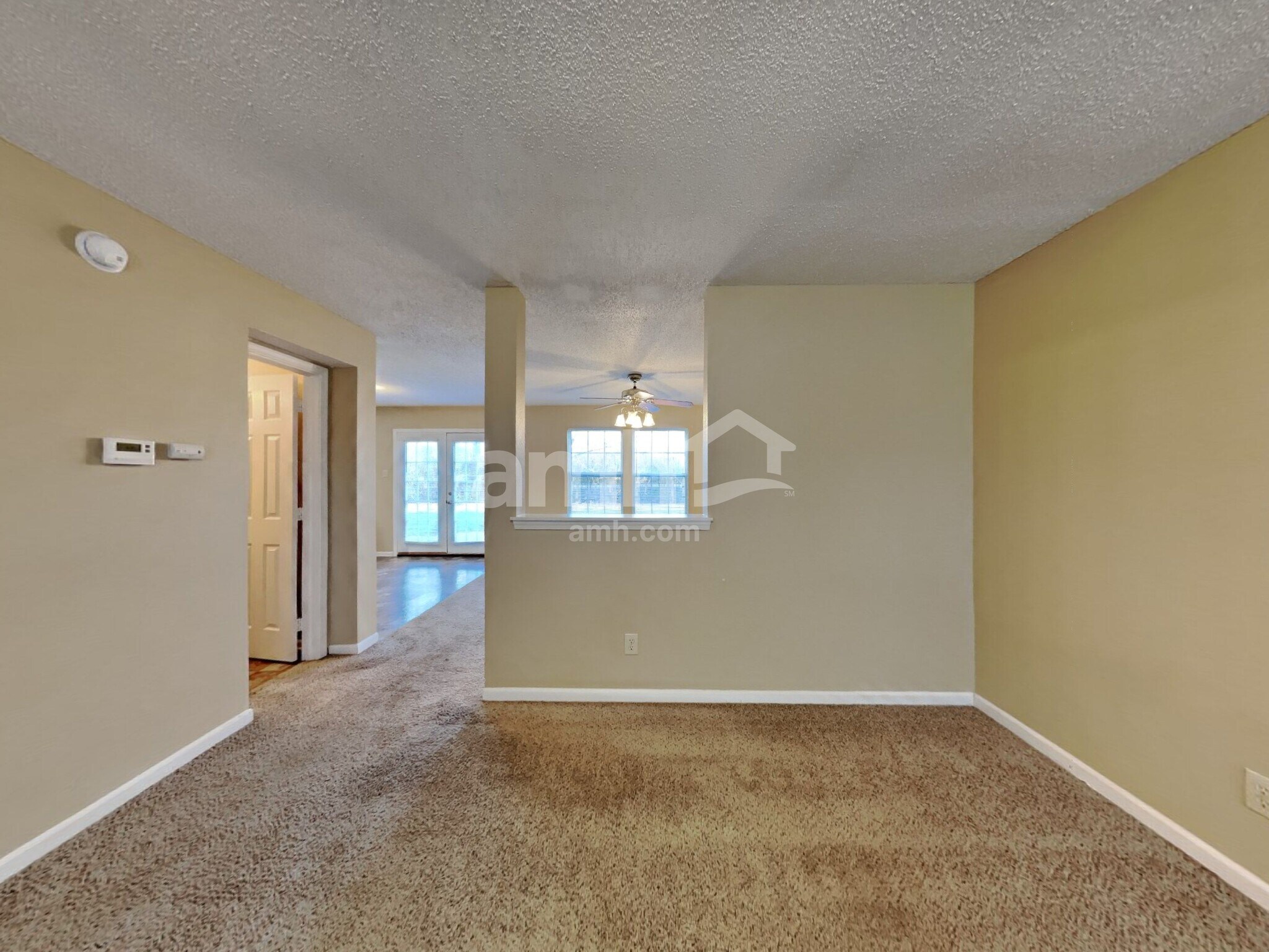 Building Photo - 2092 Fullwood Dr