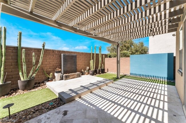 Building Photo - 6933 Whisper Canyon Pl
