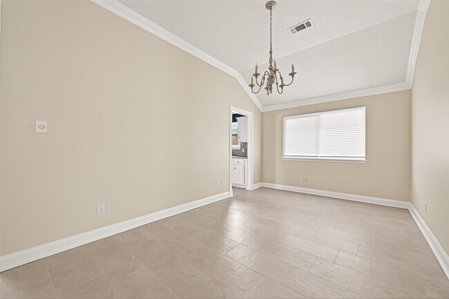 Building Photo - 6606 Wide Creek Dr