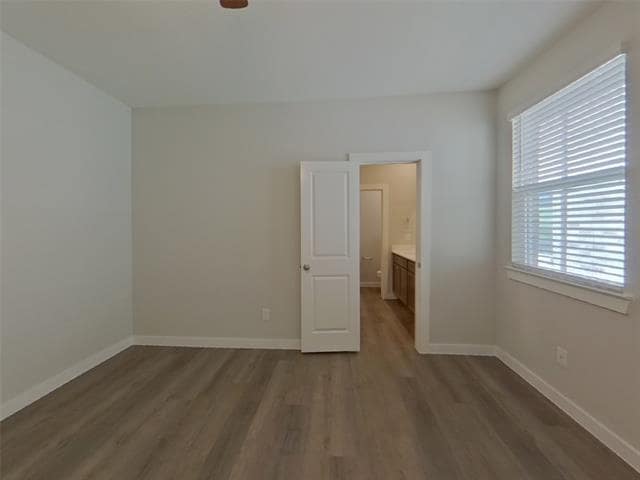 Building Photo - 2536 Finch Holw Dr