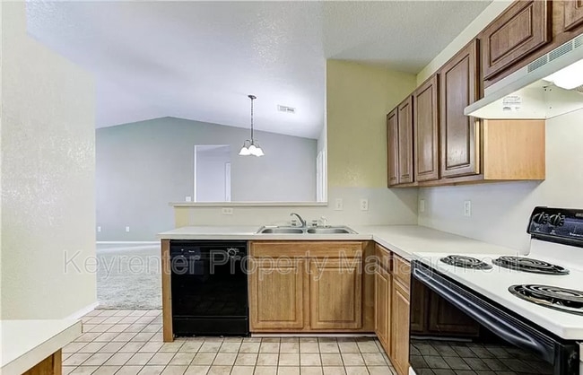 Building Photo - 15405 Acacia Rd