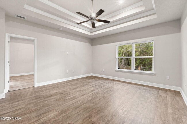 Building Photo - 397 Emerald Cove St