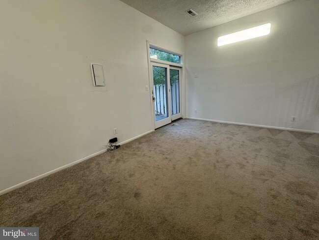 Building Photo - 349 Reneau Way