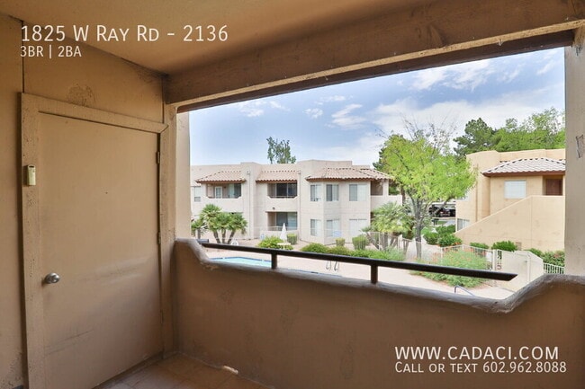 Building Photo - 1825 W Ray Rd