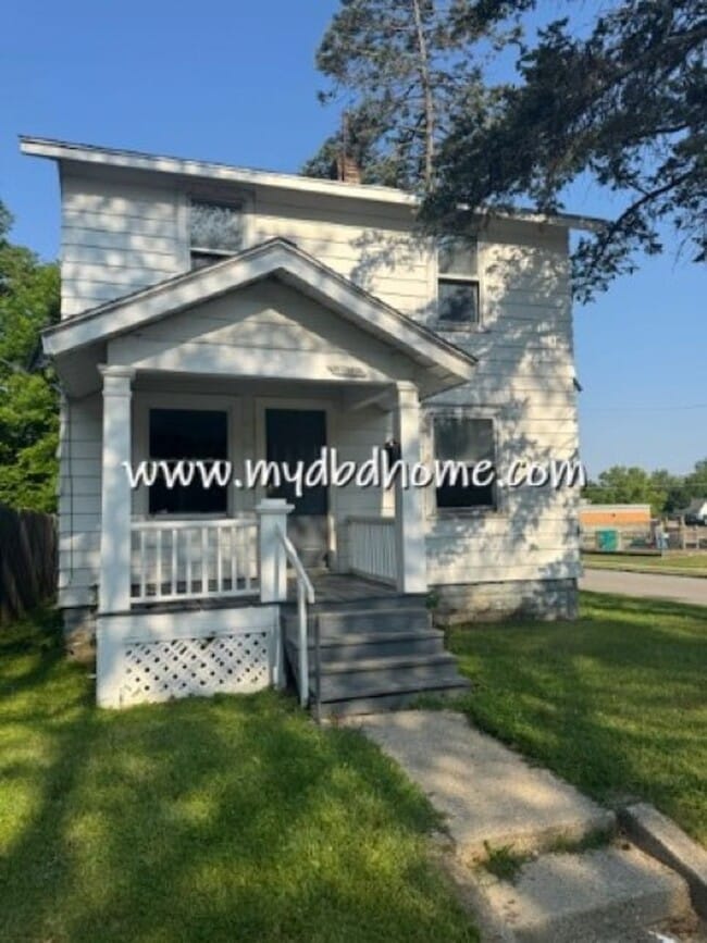 Primary Photo - 3102 Smith St
