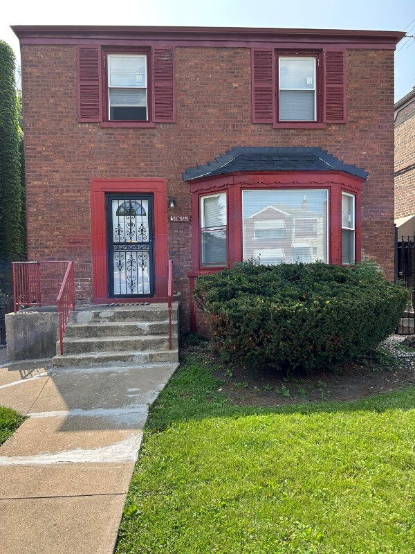 Building Photo - 10608 S Rhodes Ave