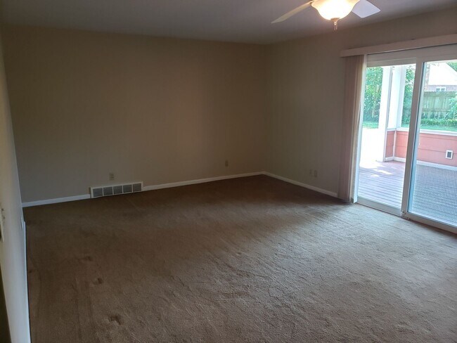 Building Photo - 4-bedroom, 2 bathroom unfurnished home in Stevensville