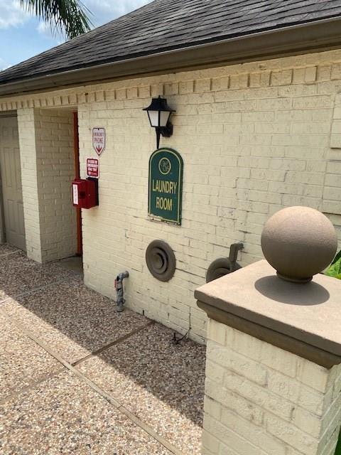 Building Photo - 11550 Chimney Rock Rd