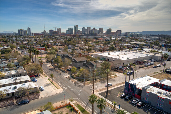 Building Photo - Roosevelt West Townhomes