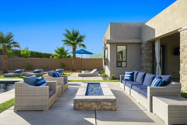 Building Photo - 74425 Zeppelin Dr