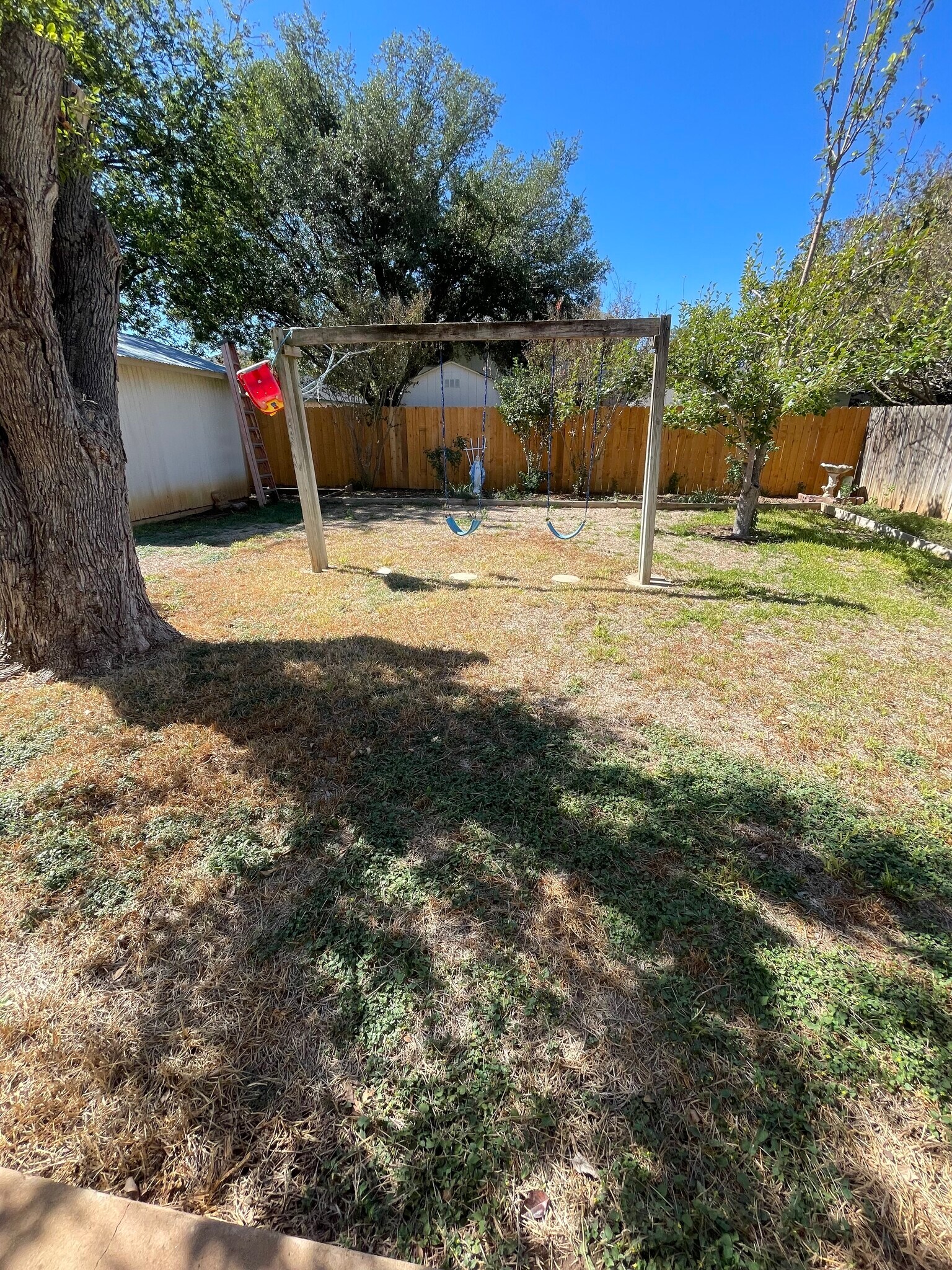 Building Photo - 507 Eaglecreek Dr