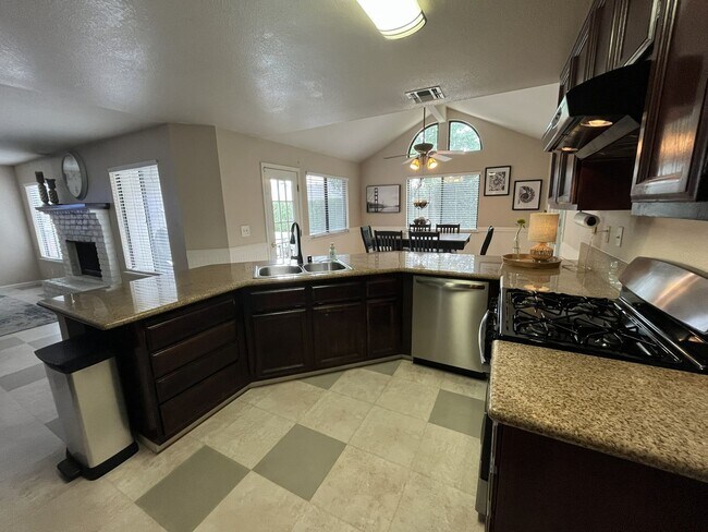 Building Photo - 434 Taggert Ct