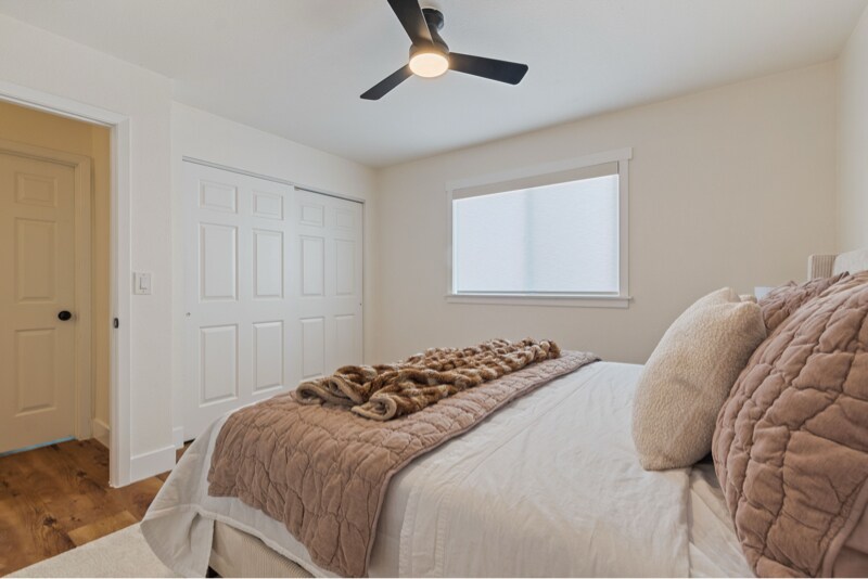 Building Photo - 8665 Strutter Way