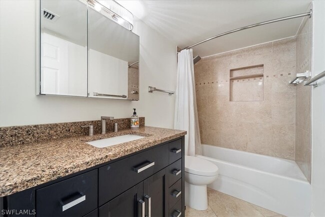 Building Photo - 601 Seaview Ct