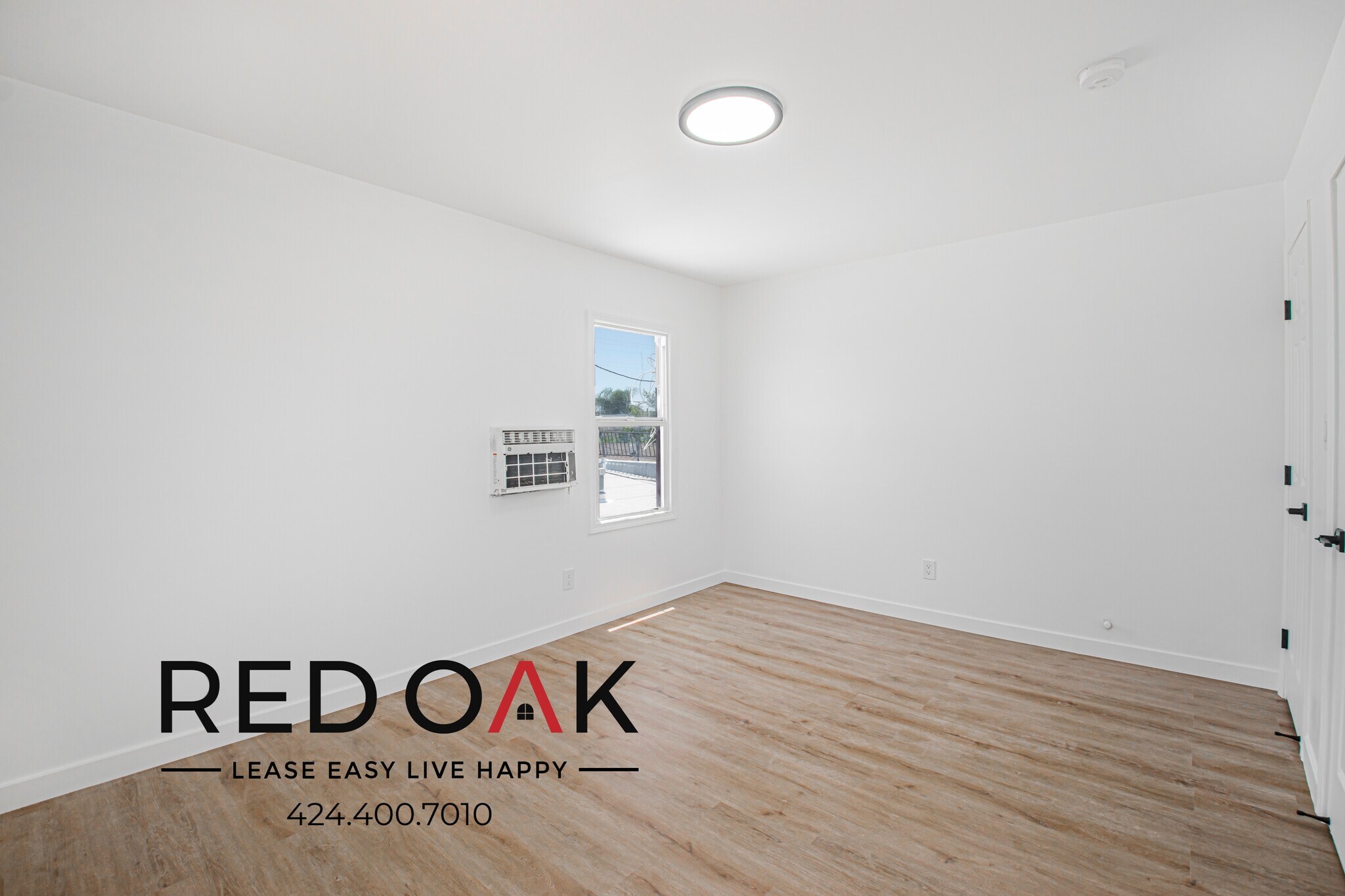 Building Photo - 1212 E 76th Pl
