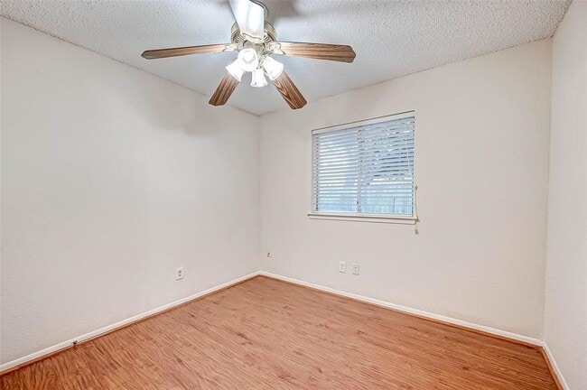Building Photo - 3507 Cabin Pl