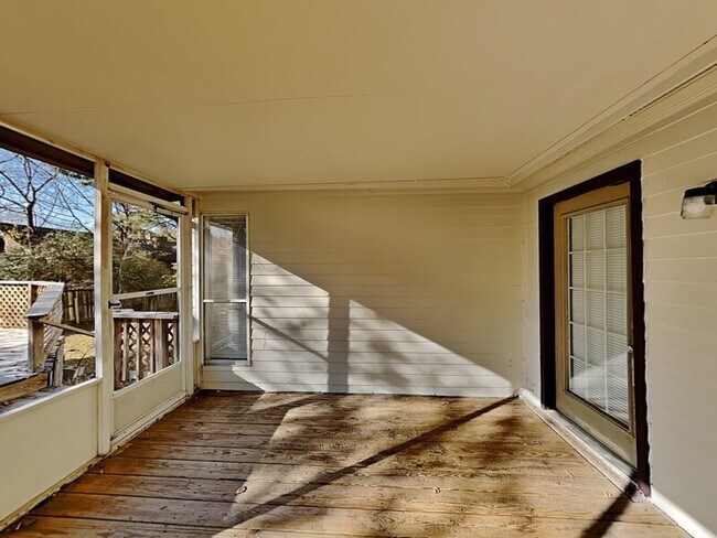 Building Photo - 4339 Crimson Leaf Cove