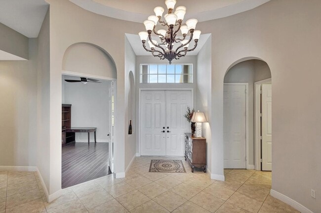 Building Photo - 9315 Via Classico W