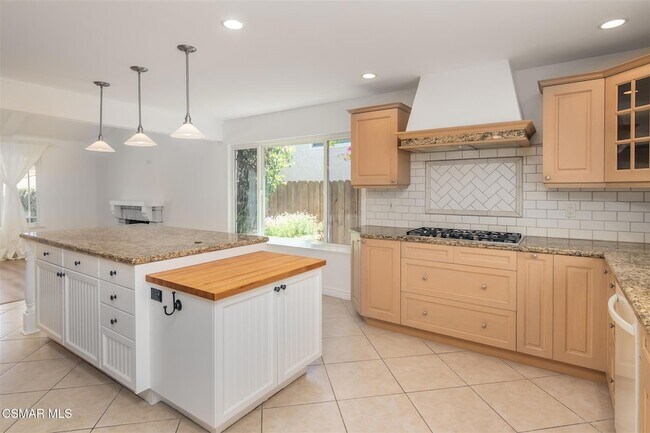 Building Photo - 2205 Summerpark Ct