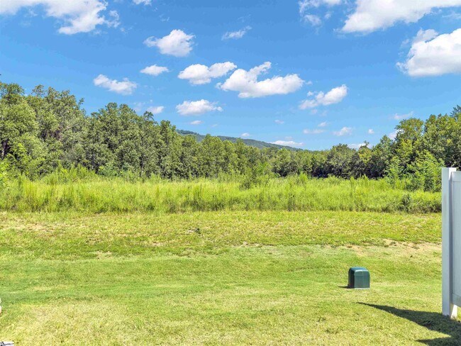 Building Photo - 46 Mardale Ln