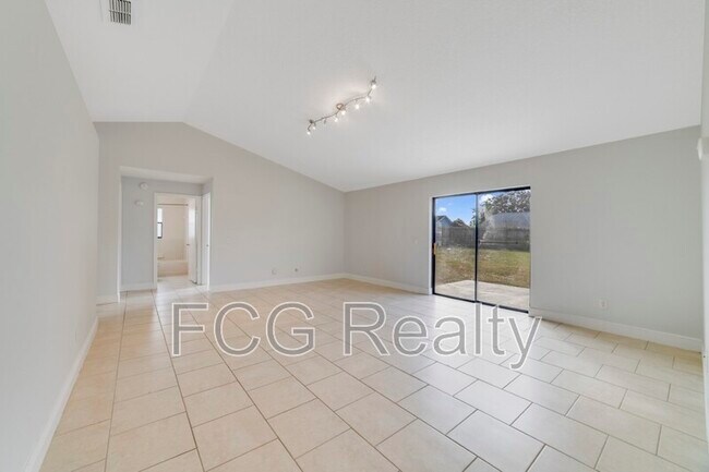 Building Photo - 143 Alta Vista Ct