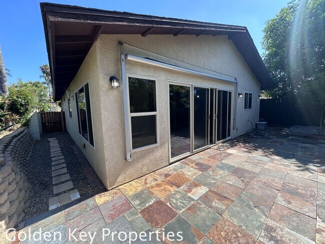 Building Photo - Remodeled single-level home in Peacock Hills (55+ Community)