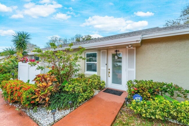 Building Photo - 18855 Candlewick Dr
