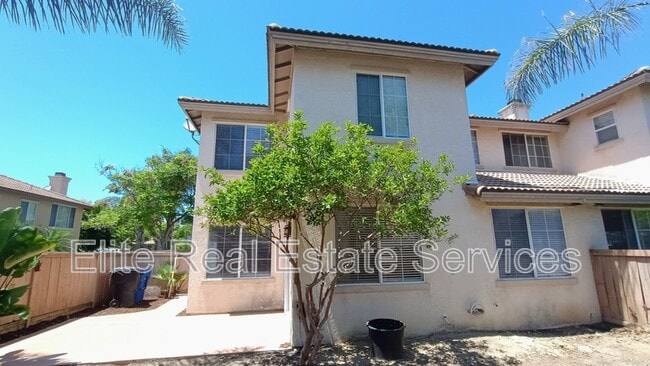 Building Photo - 1138 Calle Dulce
