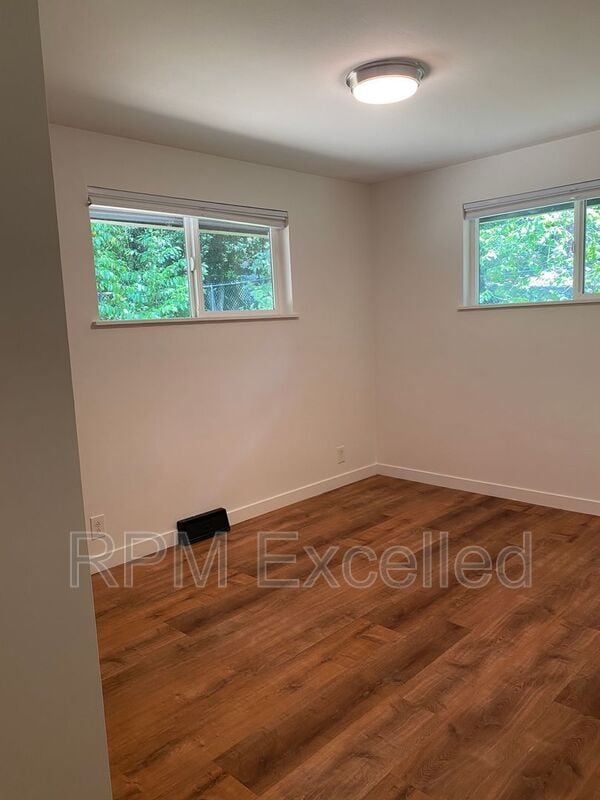 Building Photo - 3215 S 259th Pl