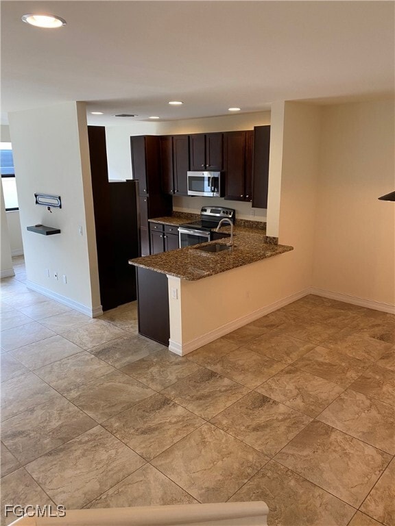 Building Photo - 9451 Sardinia Way