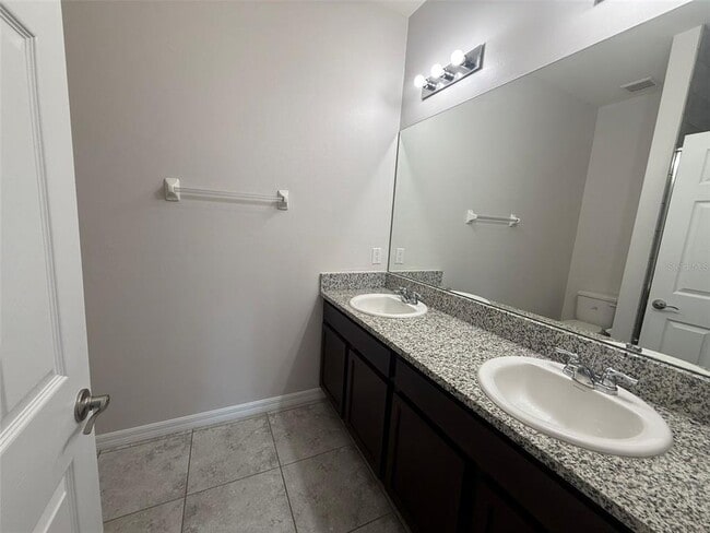 Building Photo - 24482 Zephyr Ct