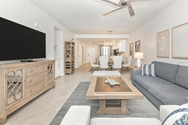 Building Photo - 12520 Galapagos Ct