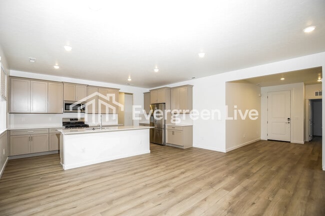 Building Photo - 4318 Portofino Wy