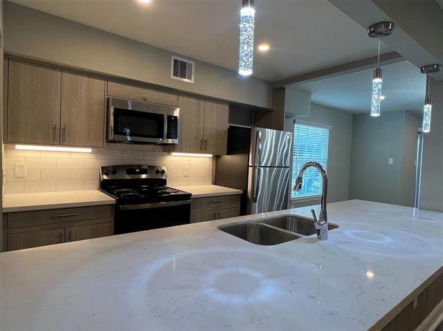 Building Photo - 8003 Woodway Dr