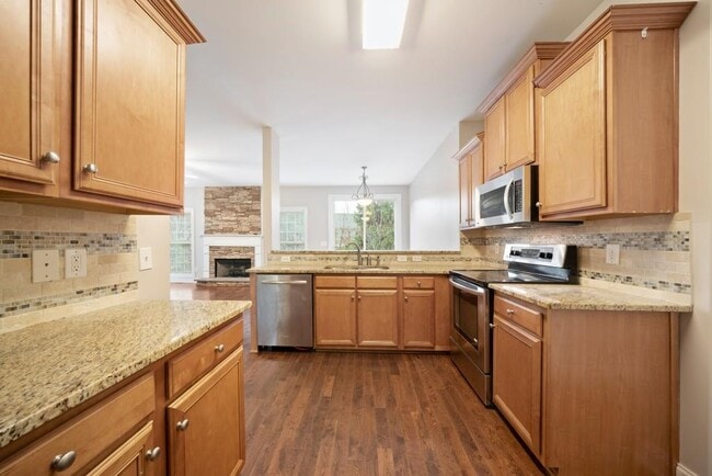 Building Photo - 961 College Pl Ct NW