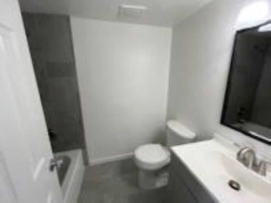 Building Photo - 522 Wilson Bridge Dr