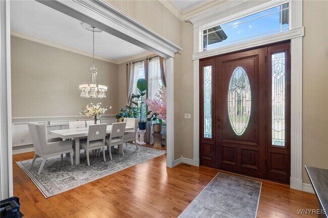 Building Photo - 9743 Cobblestone Dr