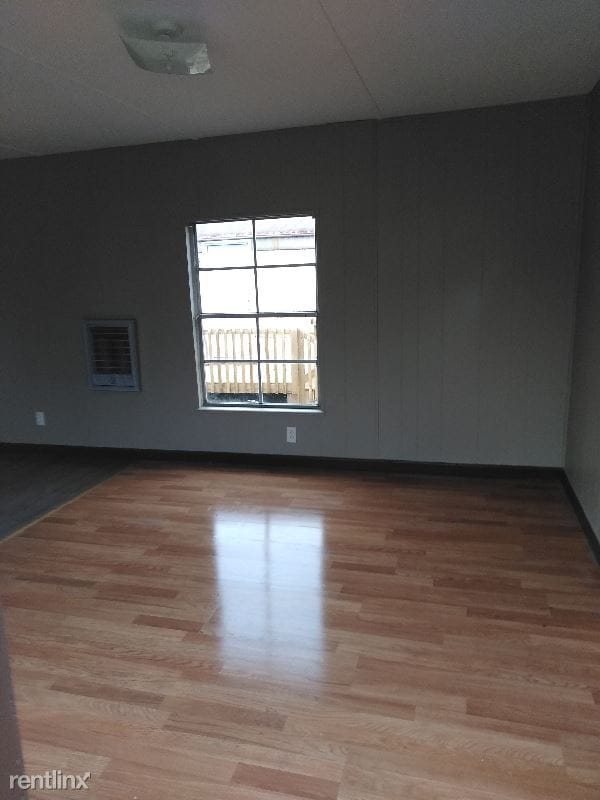 Primary Photo - 2 br, 1 bath Mobile Home - 810 Penny Ln