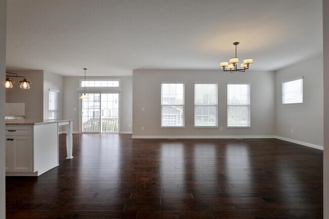 Building Photo - 1412 Leesland Dr