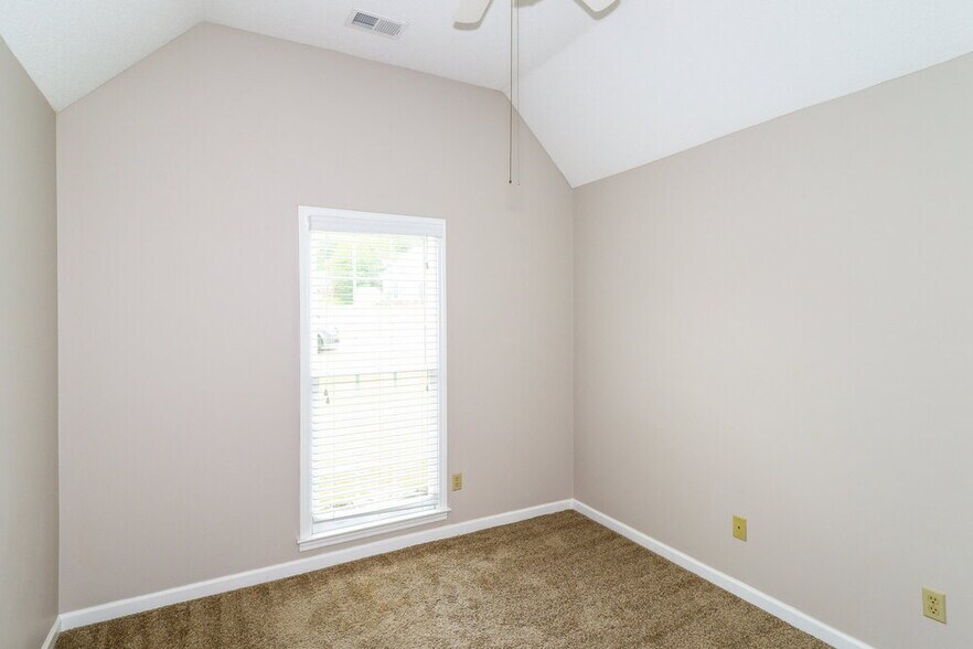 Building Photo - 11059 Bonnie Creek Cove